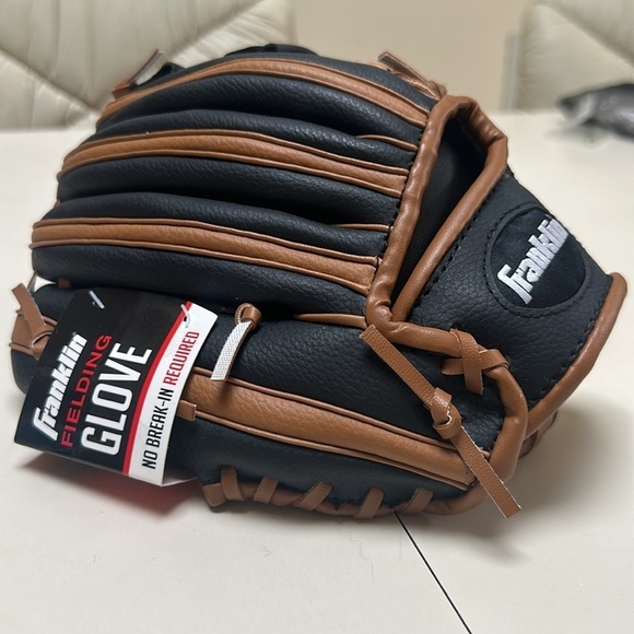 ❤️ 🆕 FRANKLIN Sports 9.5" RTP Series T-Ball Glove, Left Hand Throw - Picture 3 of 5